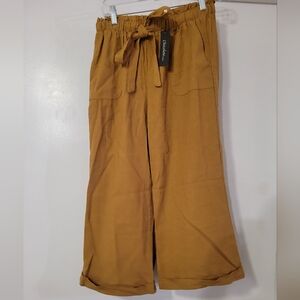 Chocolate Orche Linen Capri Pants